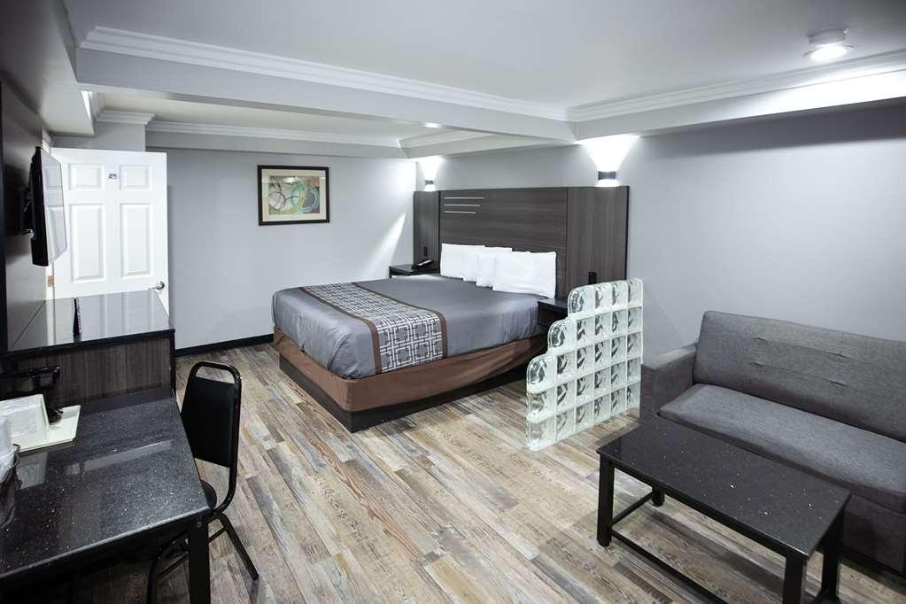 Rodeway Inn & Suites Беллфлавер Номер фото